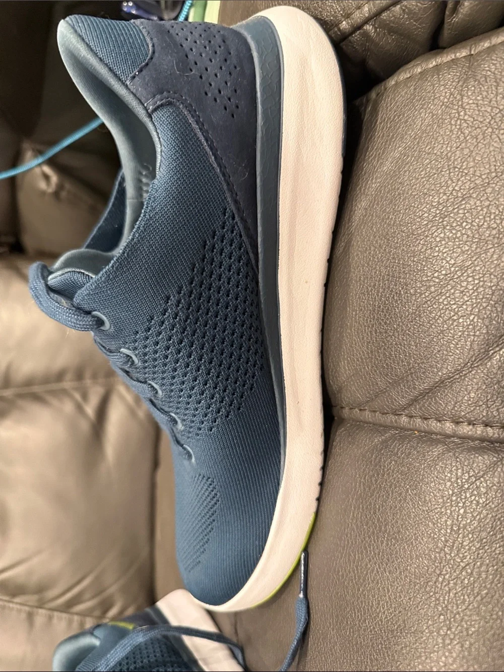 Kizik women’s sneakers